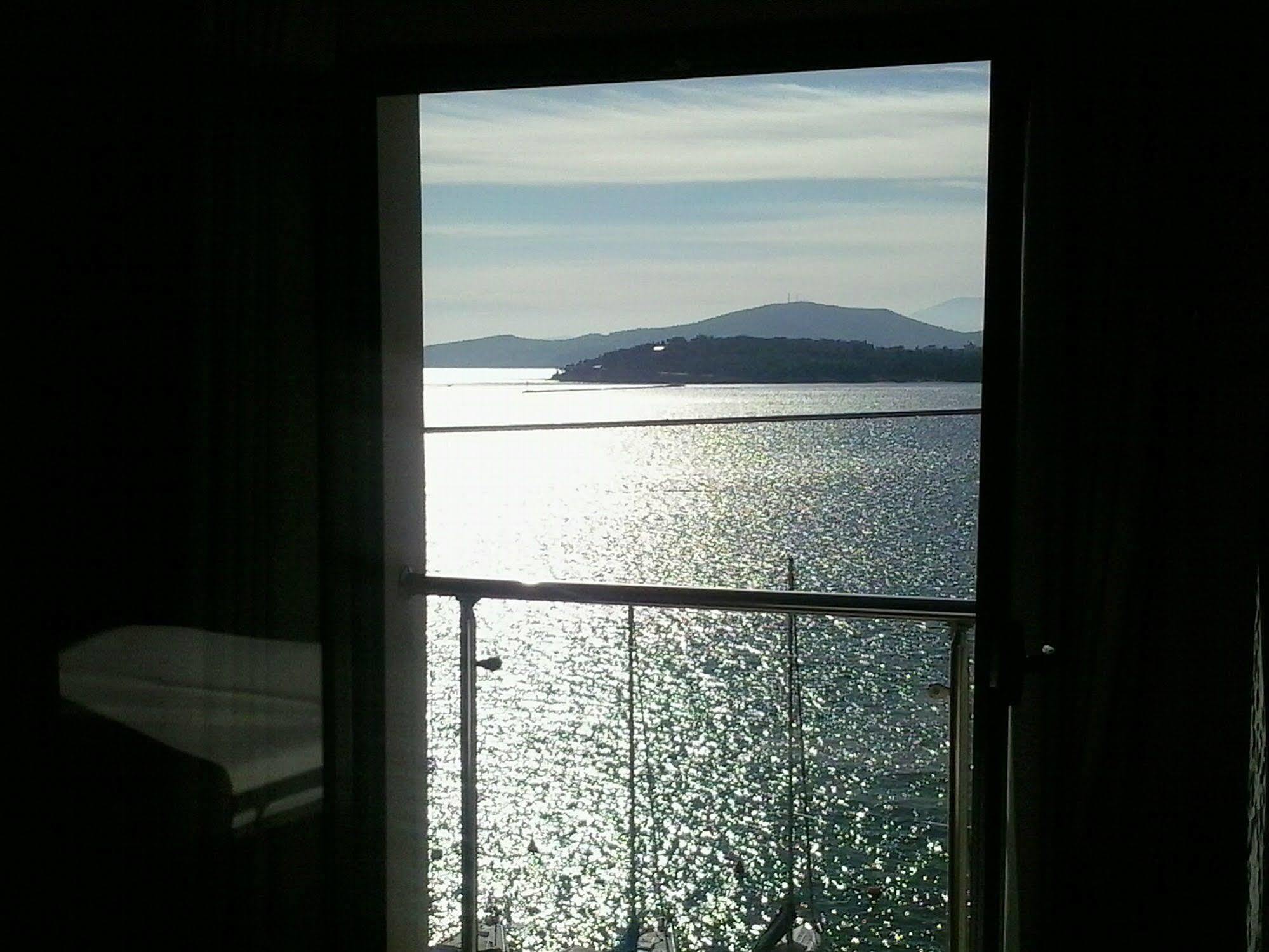 Hotel Kipseli Volos Bagian luar foto