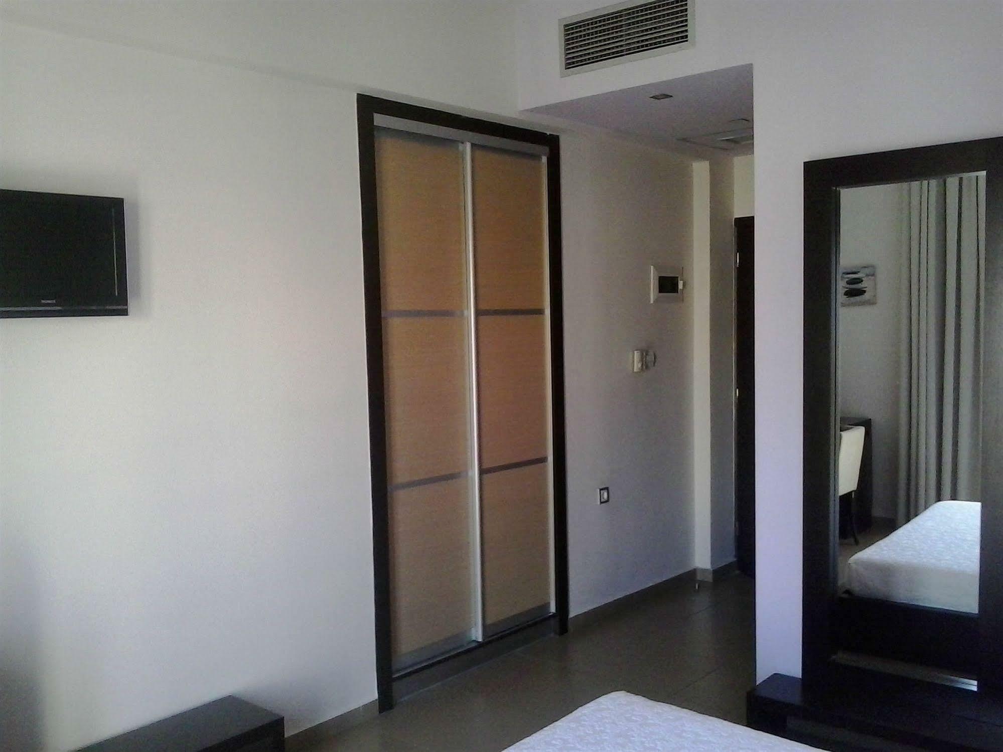 Hotel Kipseli Volos Bagian luar foto